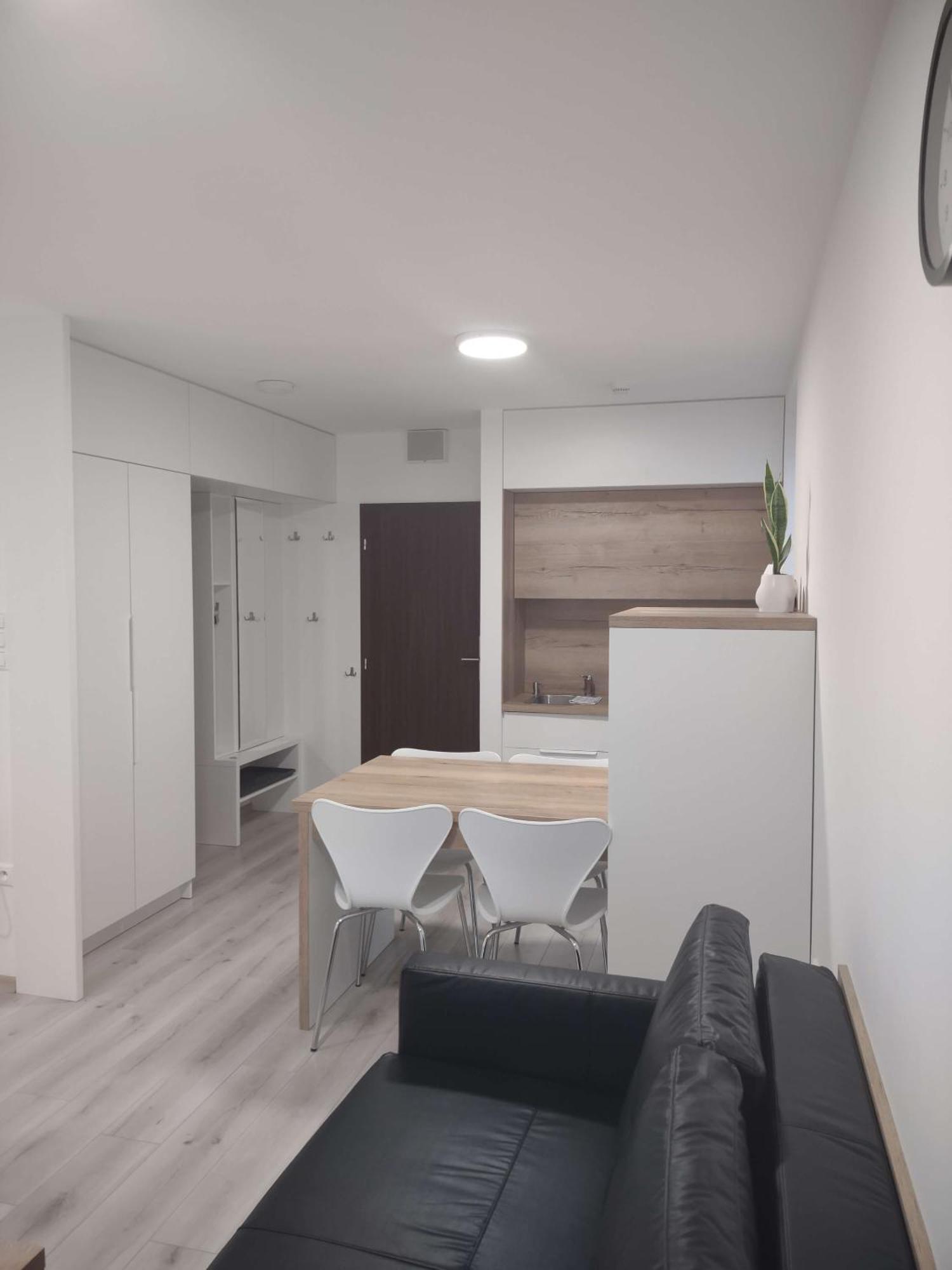 Apartman Kyjev Podhájska Exterior photo
